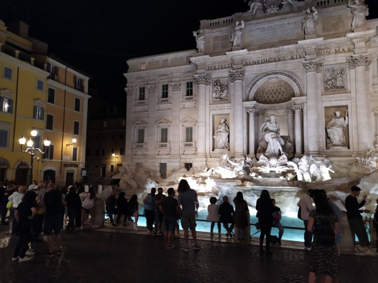 ローマの夜景観光　夜のパノラマツアー