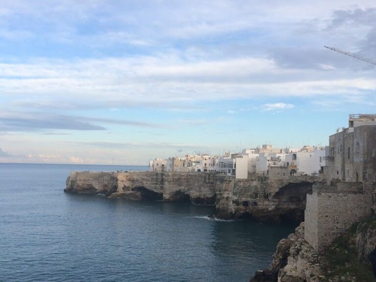 ポリニャーノ・ア・マーレ