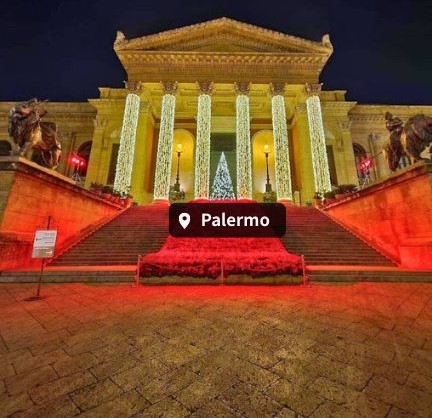 パレルモのマッシモ劇場のクリスマス・イルミネーション